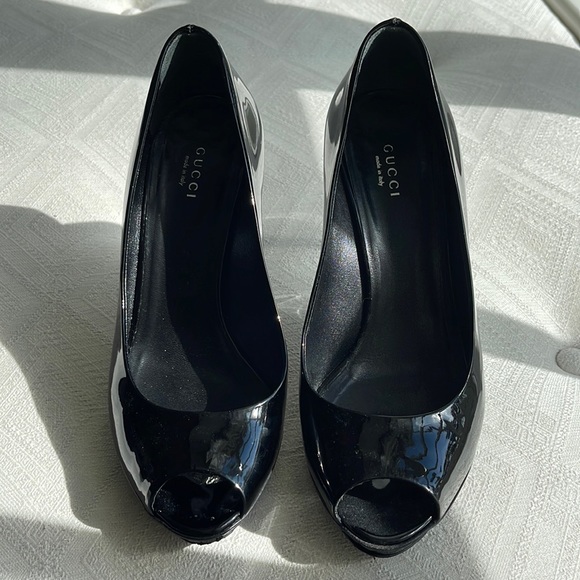 Gucci patent leather high heel with bamboo detail on heel size 39 - Picture 1 of 6